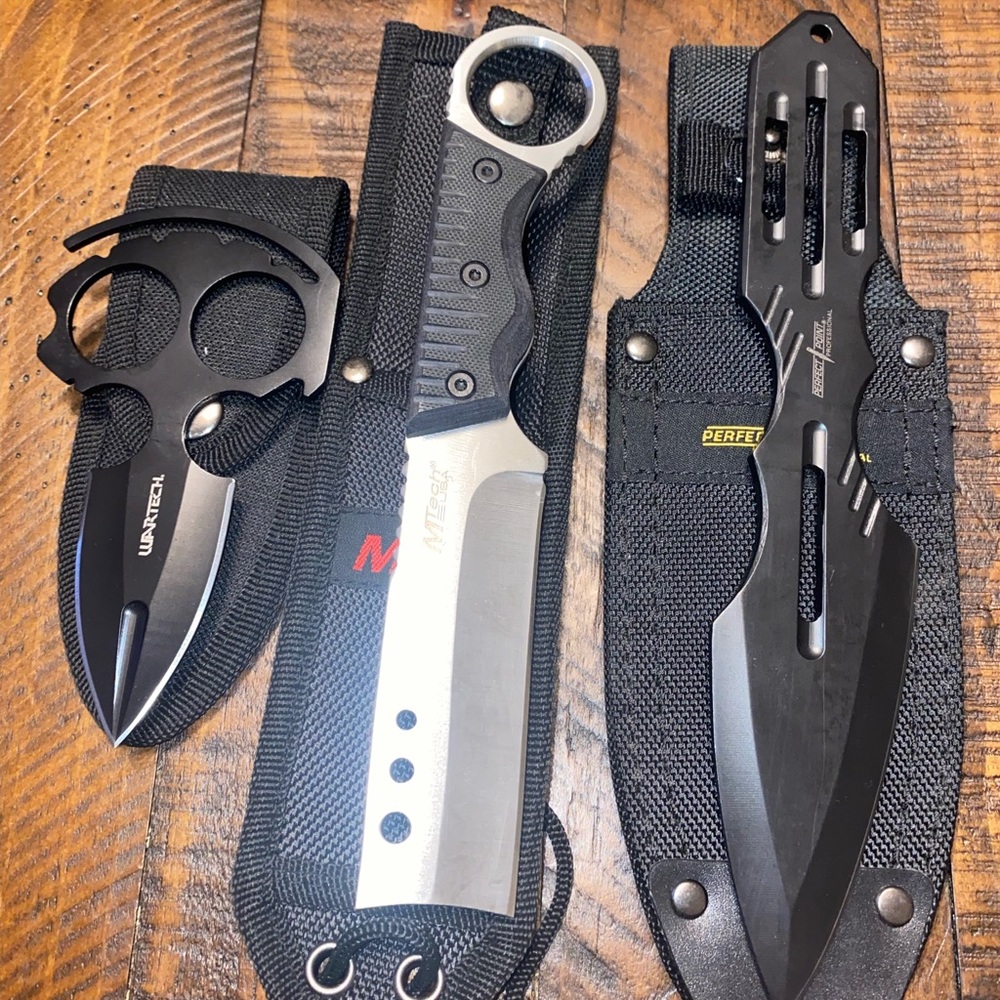 Lot of 3 Fixed Blade knives